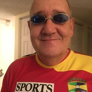 Meet your Posher, Clark